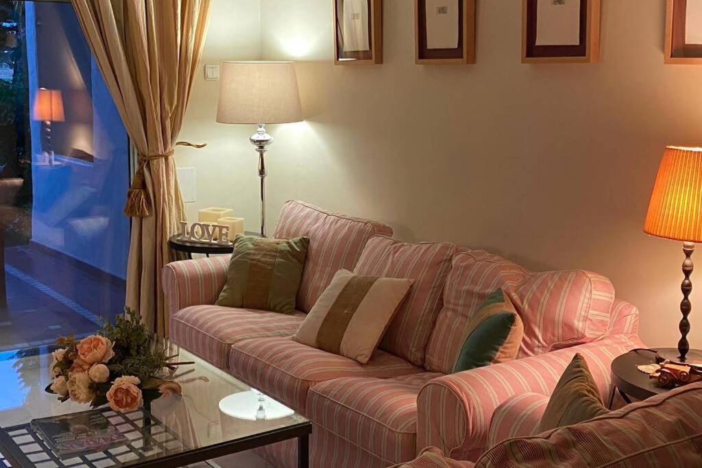 Apartamento En Playa Del Infante ロタ エクステリア 写真