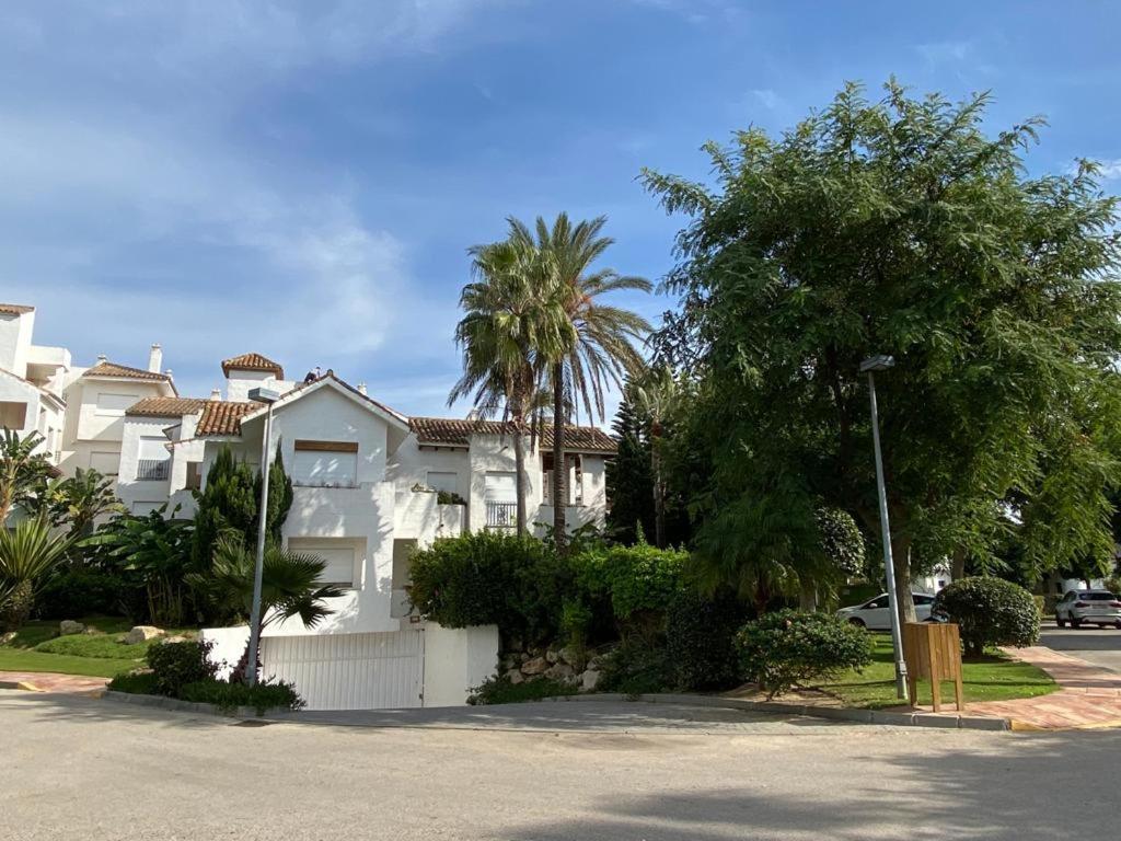 Apartamento En Playa Del Infante ロタ エクステリア 写真